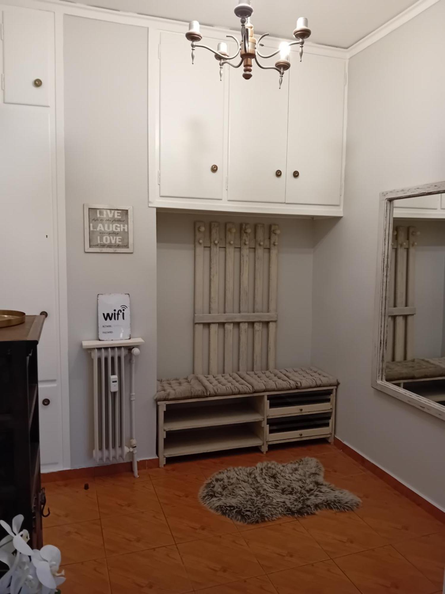 Apartamento Joanna'S Heart Of Athens One Br Charm Balcony View Walk To Tourist Spots Exterior foto
